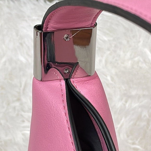 ALFANI ~ Bangle Faux-Leather Hobo ~ Pink Shell Silver ~ NWT! - Picture 8 of 12